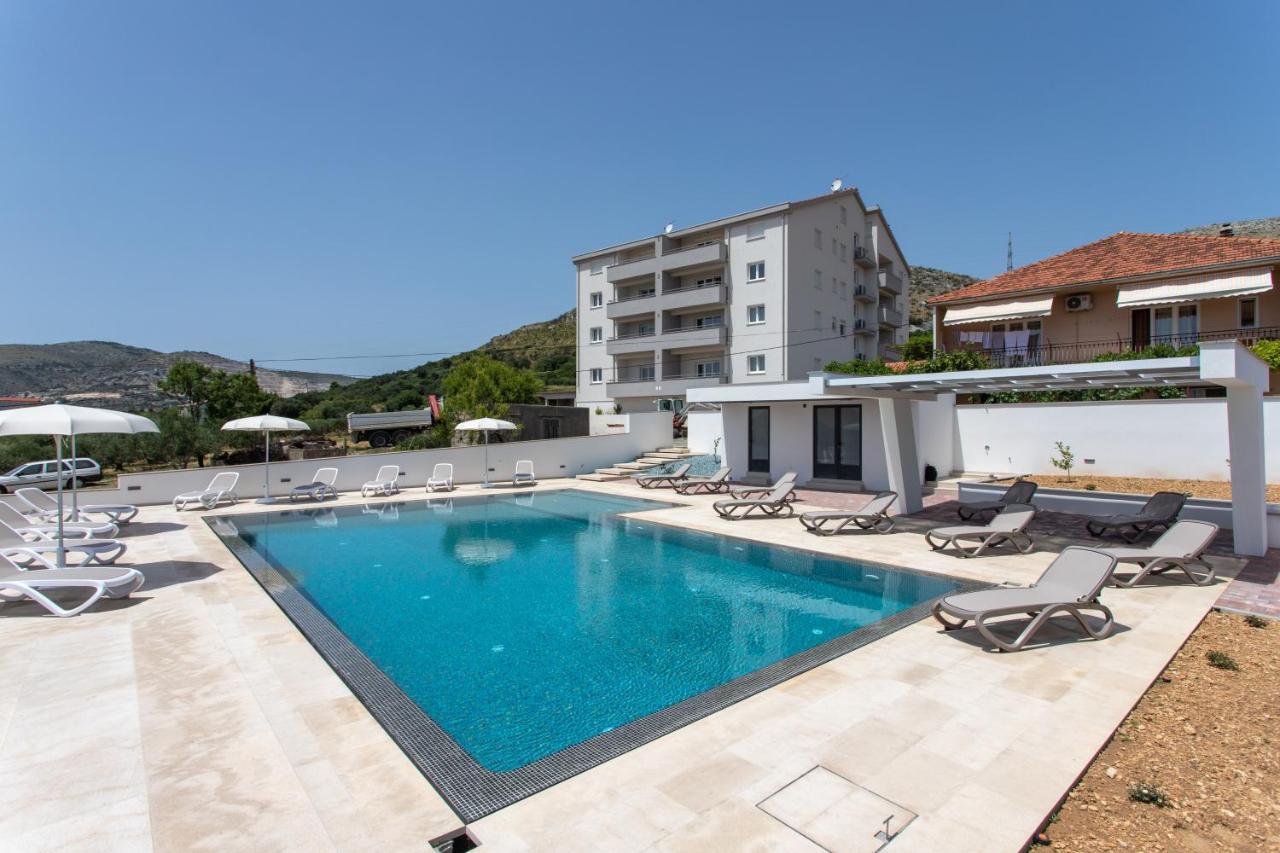 Apartments Top Hill Trogir Exterior photo